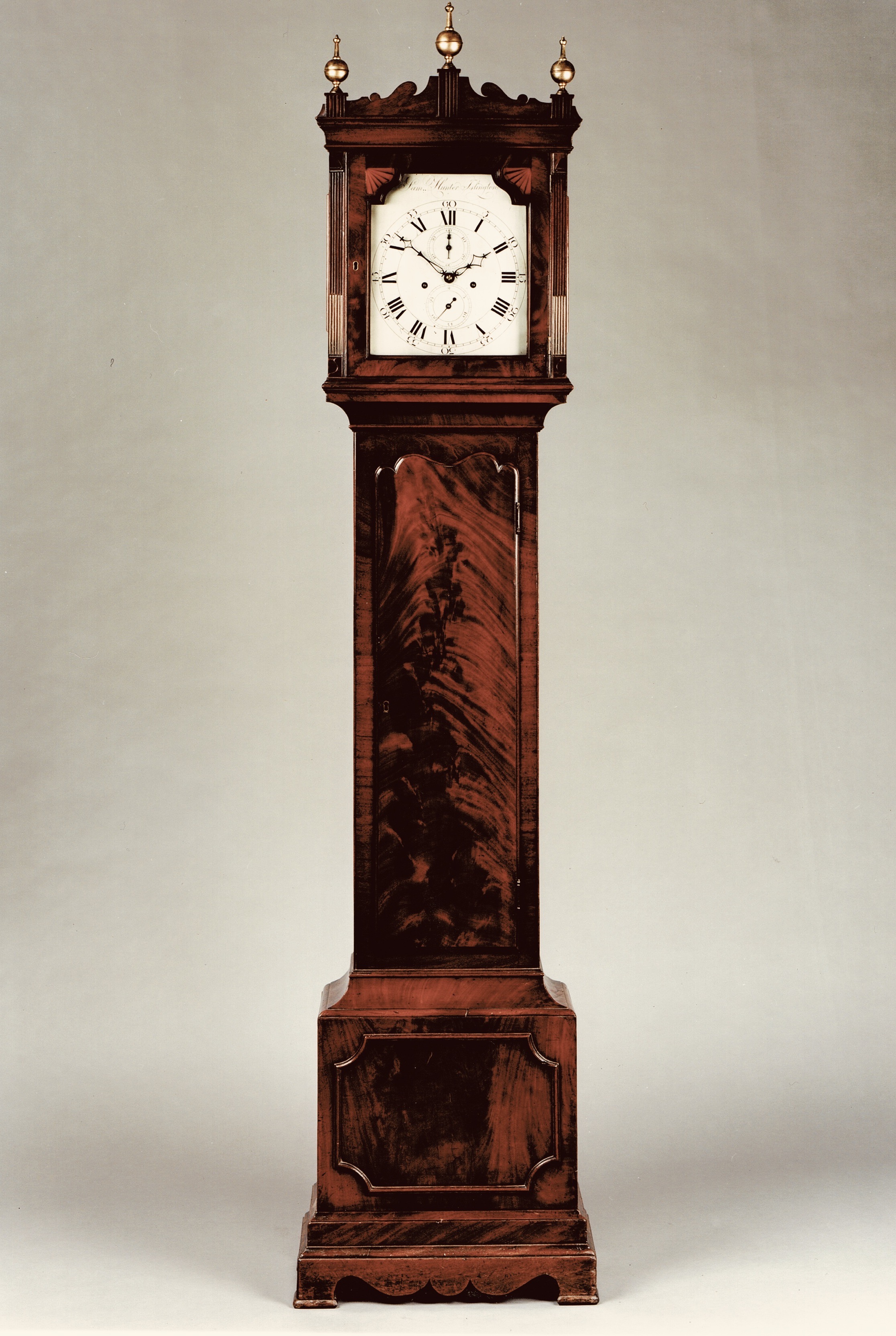 ANTIQUE GEORGE III MAHOGANY LONGCASE CLOCK BY SAMUEL HUNTER OF ISLINGTON LONDON